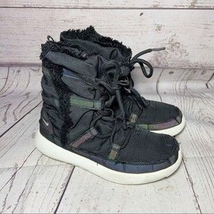 Nike Youth Roche One Hightop Sneaker Boot 1Y